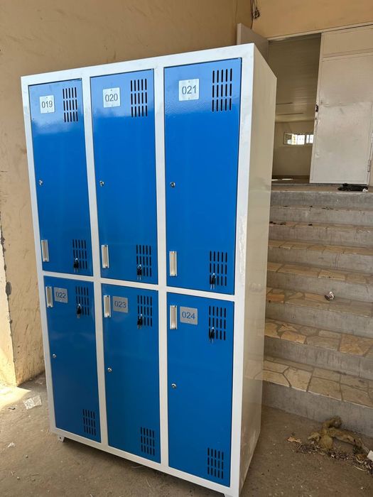 Металлические шкафчики