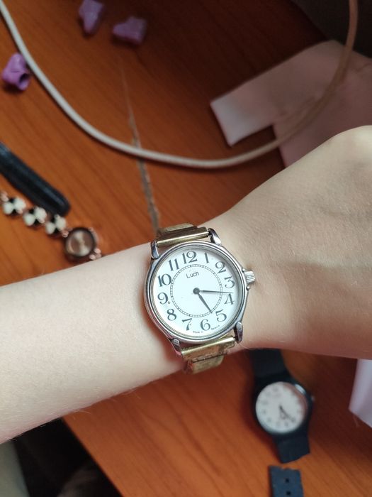 Продам наручные часы