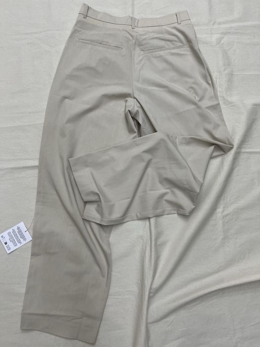 Костюм женский новый