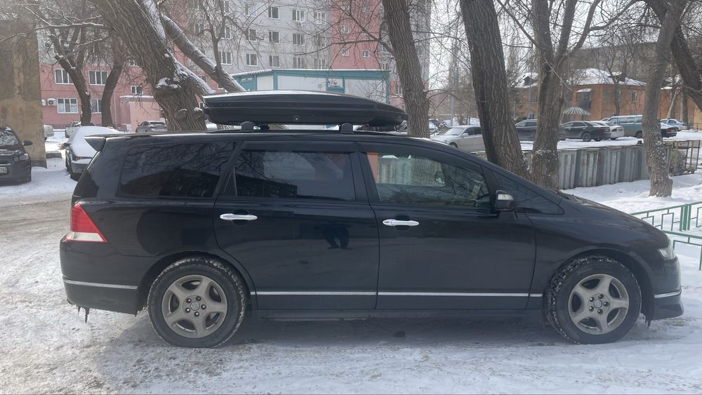 Продам автобокс на крышу авто