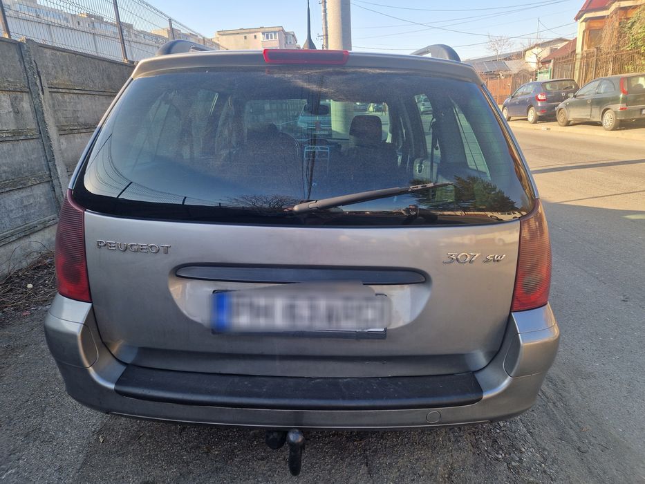 Vând mașină Peugeot 307 SW