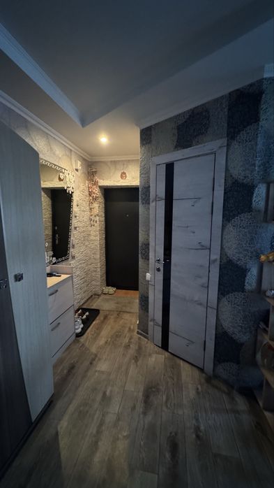 Продам 3хкомнатную квартиру-студию