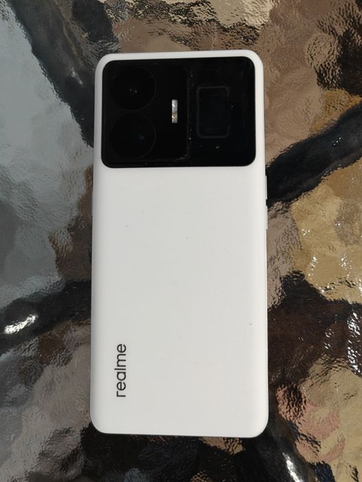 Смартфон Realme GT3 240W