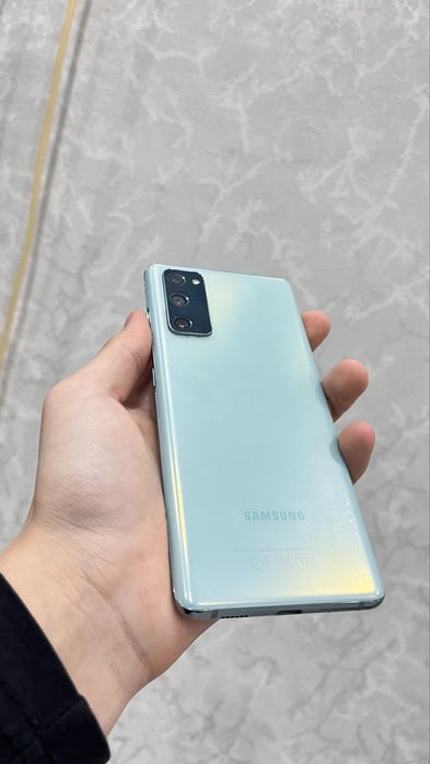 самсунг galaxy S20 FЕ