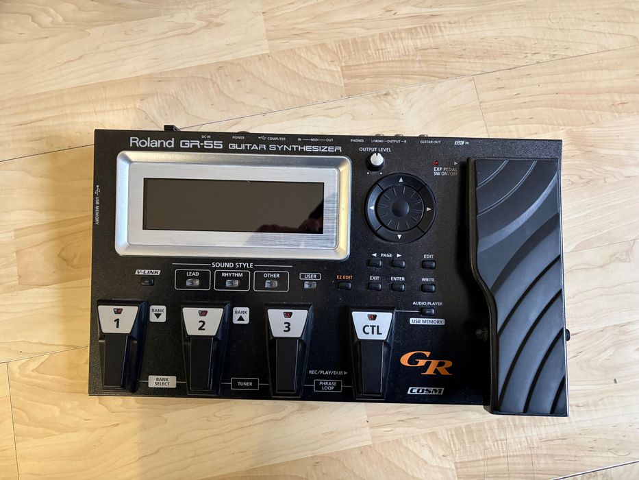 Продавам Roland Gr-55 +Roland gk 3 + кабел+куфар