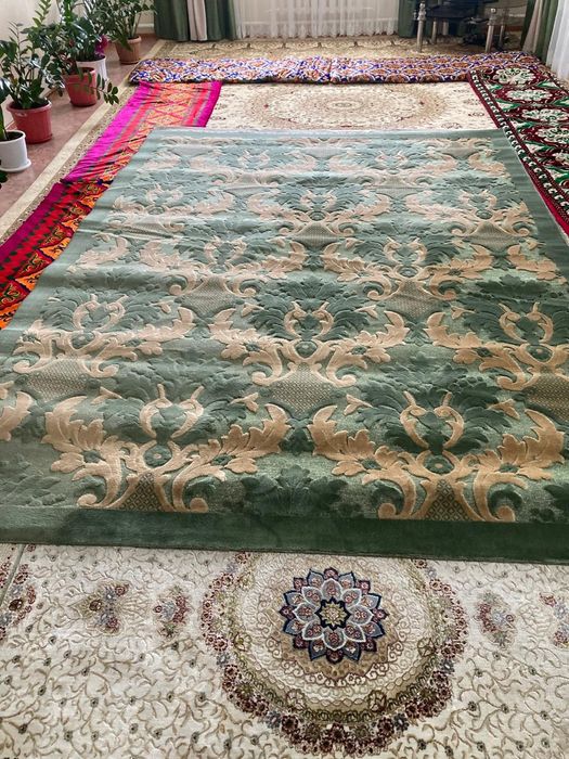 Кілемдер сатылады