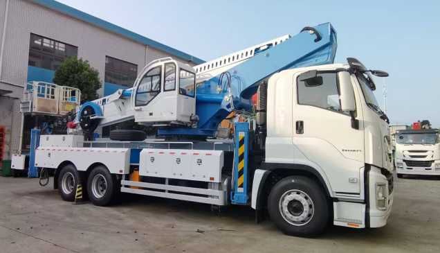 ISUZU 56-метровая автовышка 2026