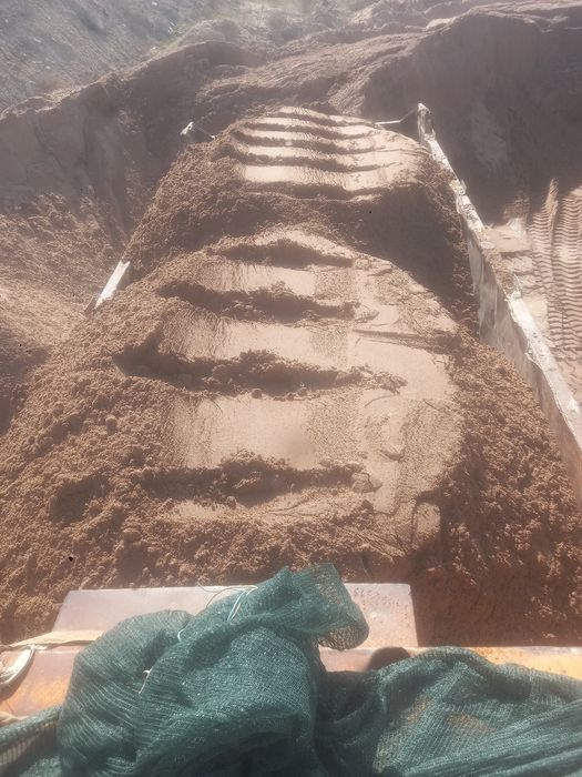 Сникерс мити песок глина