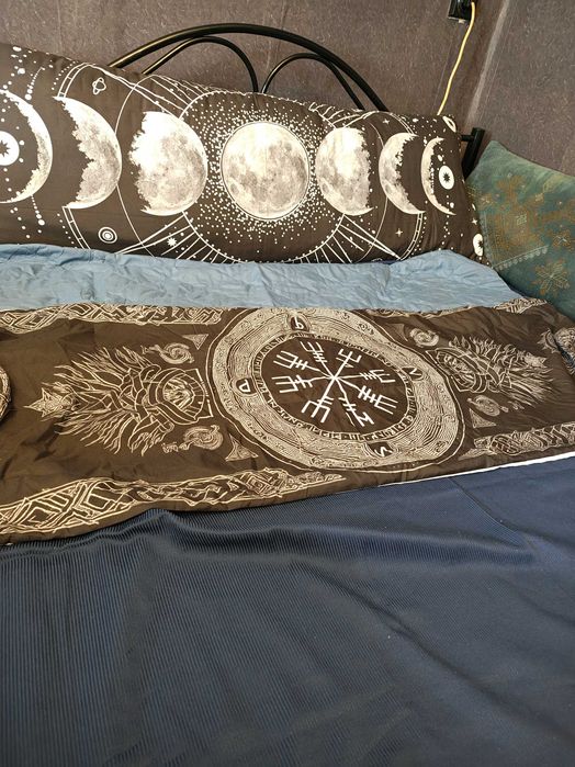 Дълга възглавница плюс 3 калъфки