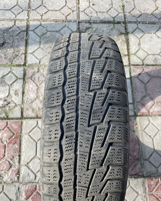 Зимние шины 175/70R14