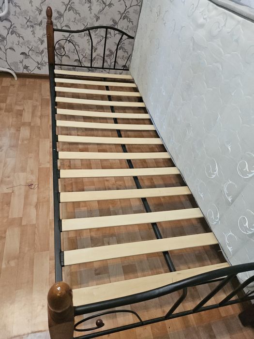 Продам кровать за 25 тыс