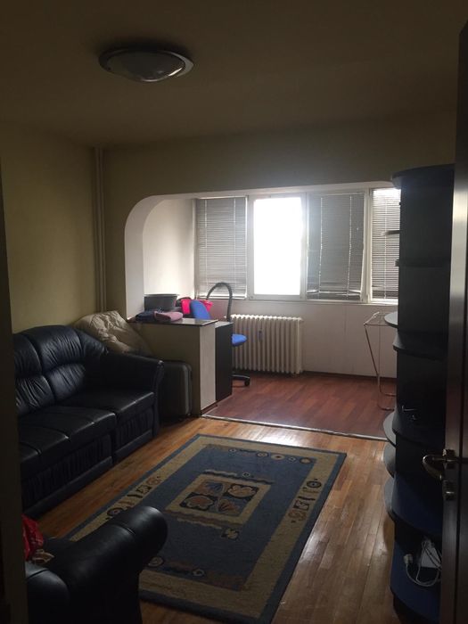 Închiriez apartament 3 cam in Cantemir 350Euro