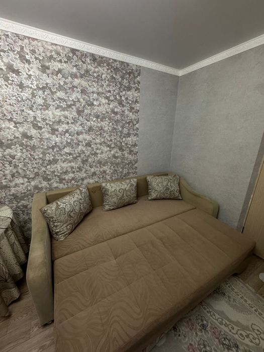 продам диван большой и маленький