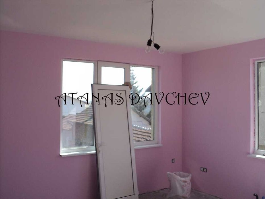 Майстор за Боядисване с латекс, шпакловка на апартаменти, входове и др