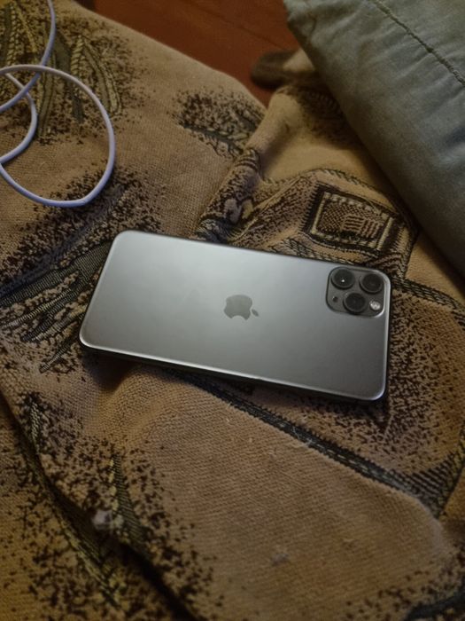 Apple 11 pro max