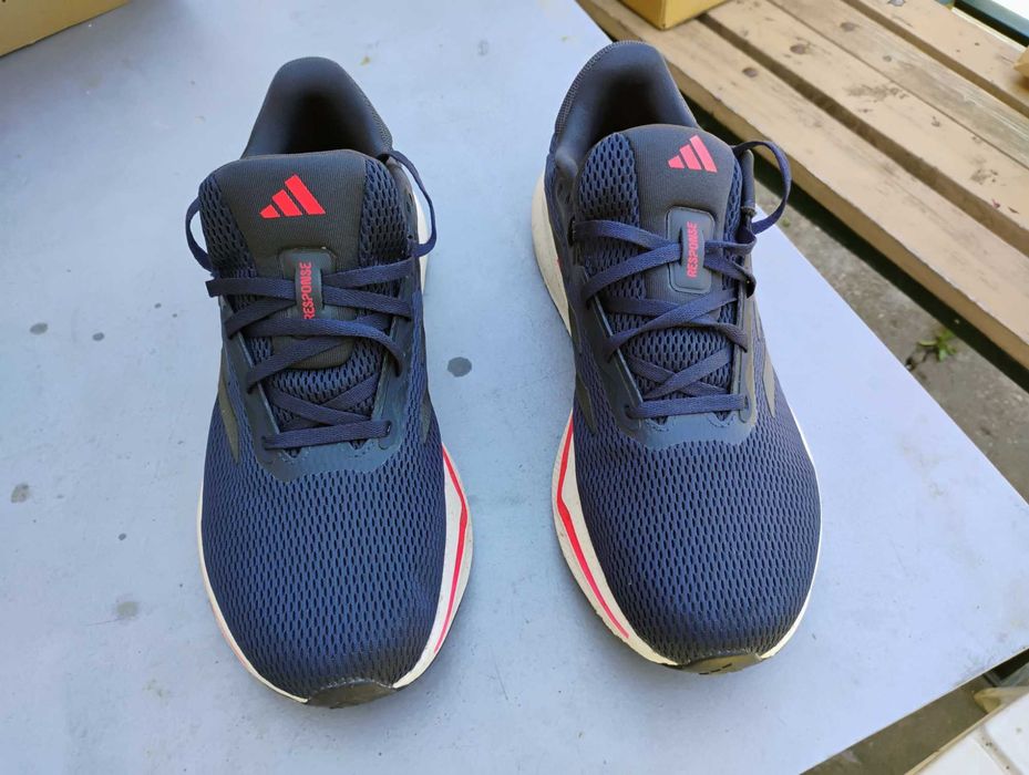 Маратонки за бягане Adidas Response 44 2/3