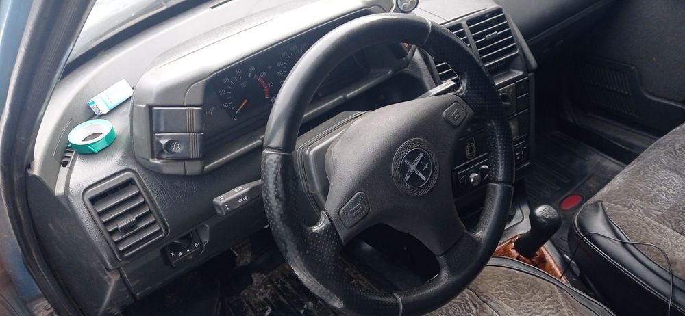 Продам машину ваз 2110