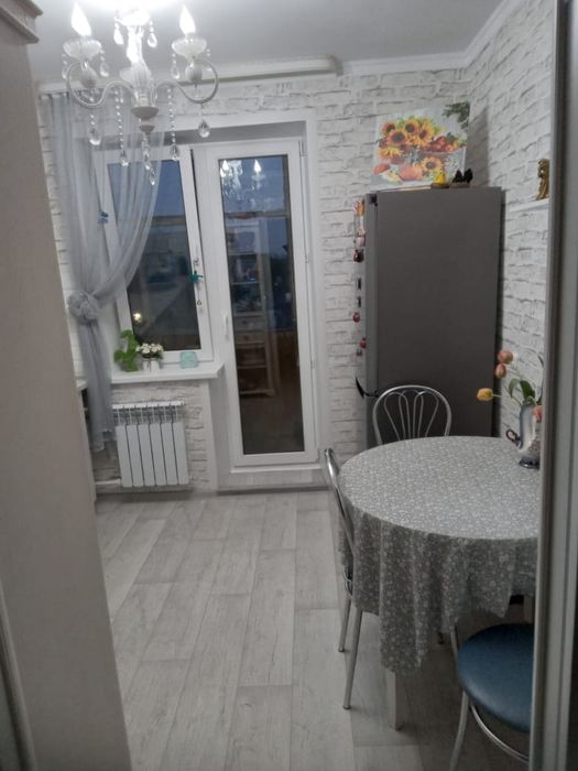 Продам квартиру 4 мкр.
