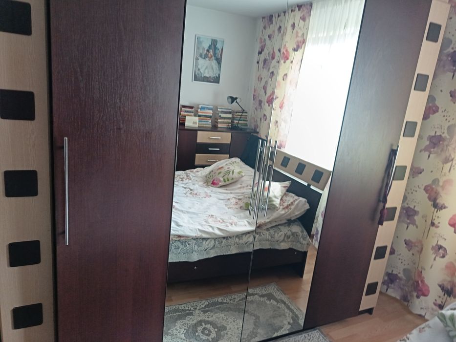 De vânzare dormitor stare buna