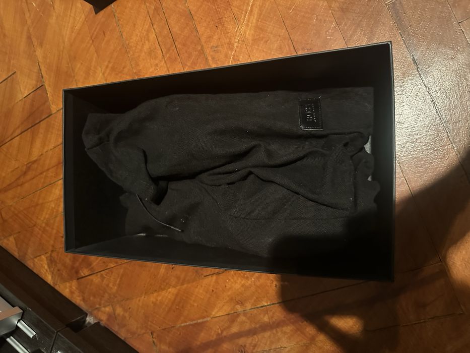 Продаются Оксфорды HugoBoss