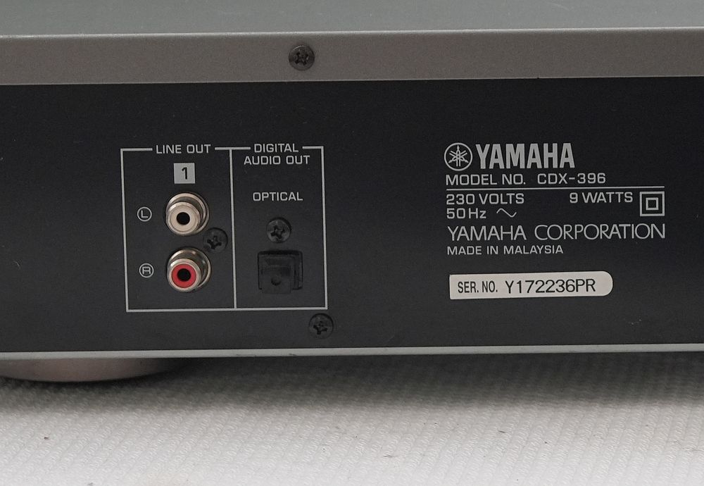 CD-Player Yamaha CDX-396