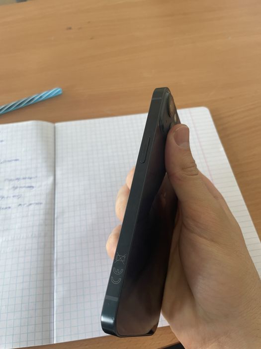 Айфон 13 в идеальном состоянии