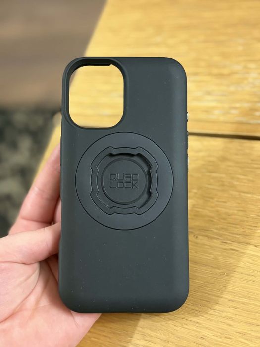 QUADLOCK калъфи iPhone 13 Pro Max / iPhone 16 – магнитни