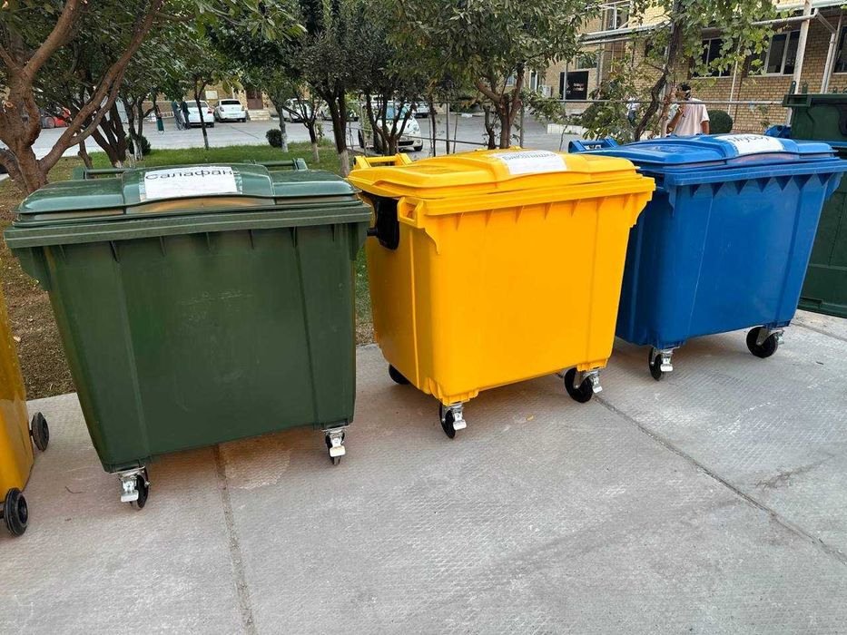 Мусорные контейнеры баки в ассортименте