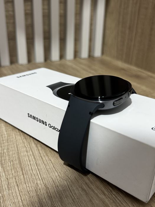 Samsung Galaxy Watch 8 44mm Graphite NOU