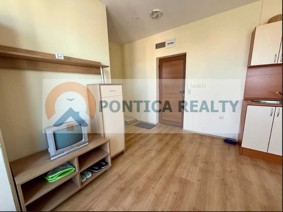 Продава се Двустаен апартамент в к.к. Слънчев бряг - 60 кв.м за 1047 €/кв.м - Снимка #4