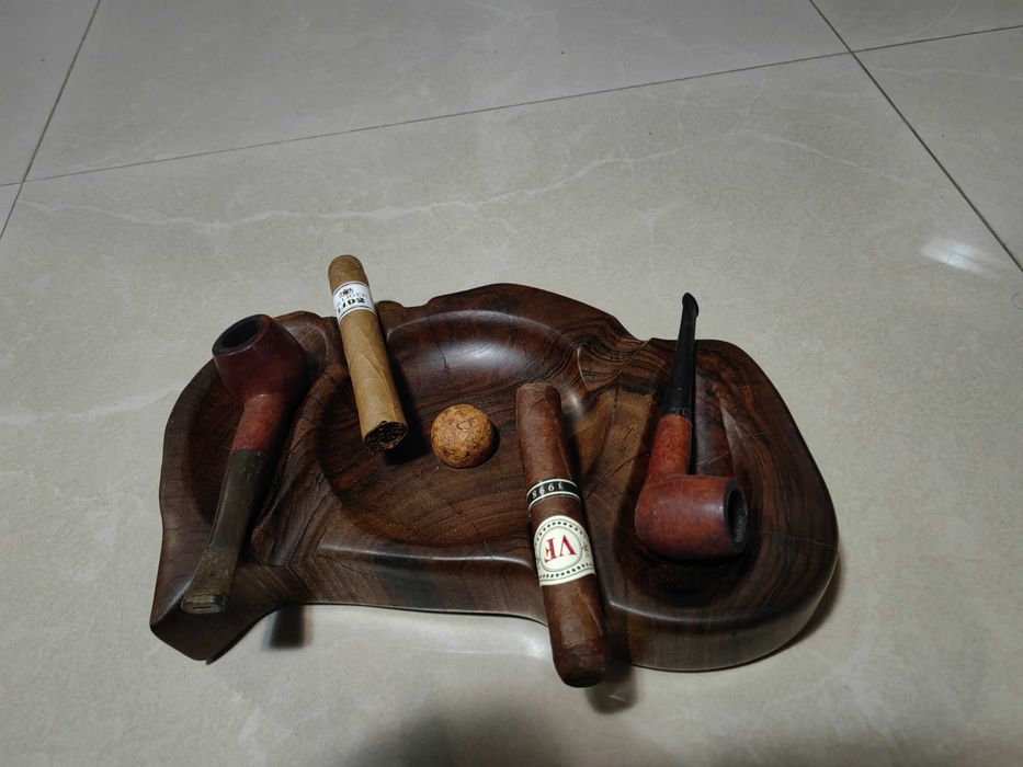 Арт пепелник за лули и пури