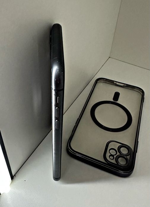 Айфон 11 без ремонта все работает