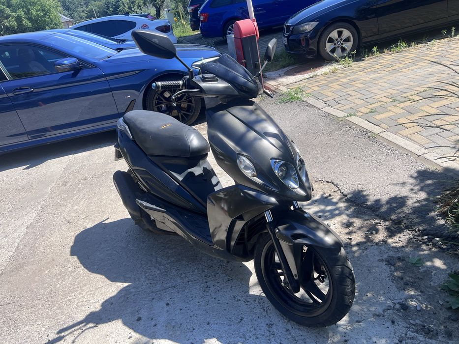 Malaguti F12R Phantom scuter 50cc