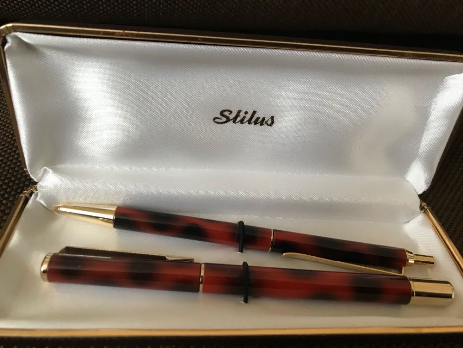 Продавам чисто нови маркови комплекти с химикали