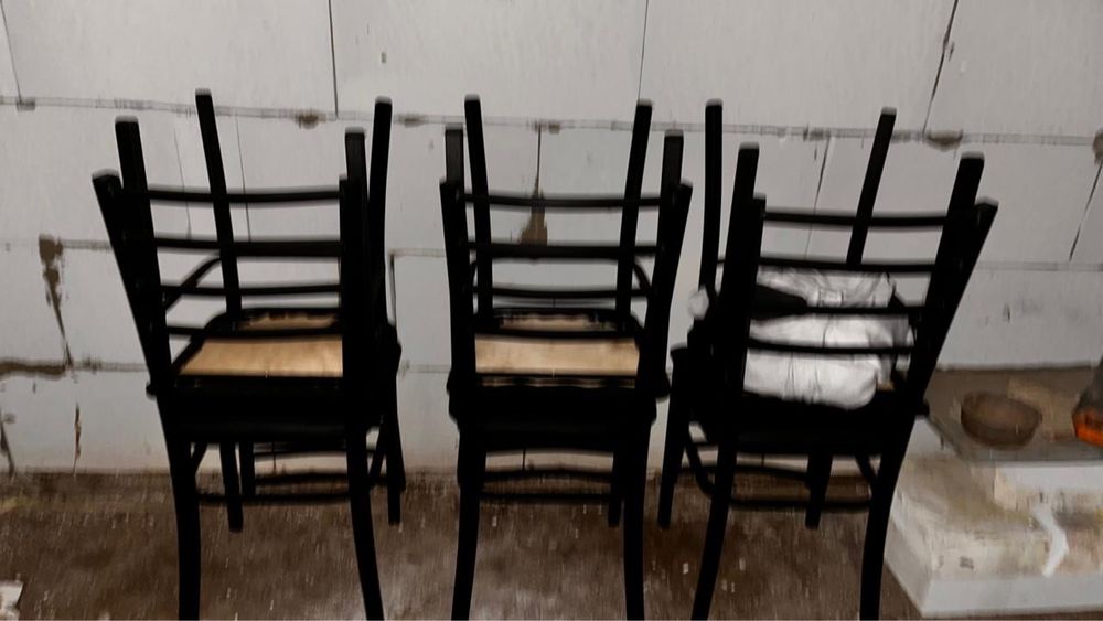 Продам стол со стулями