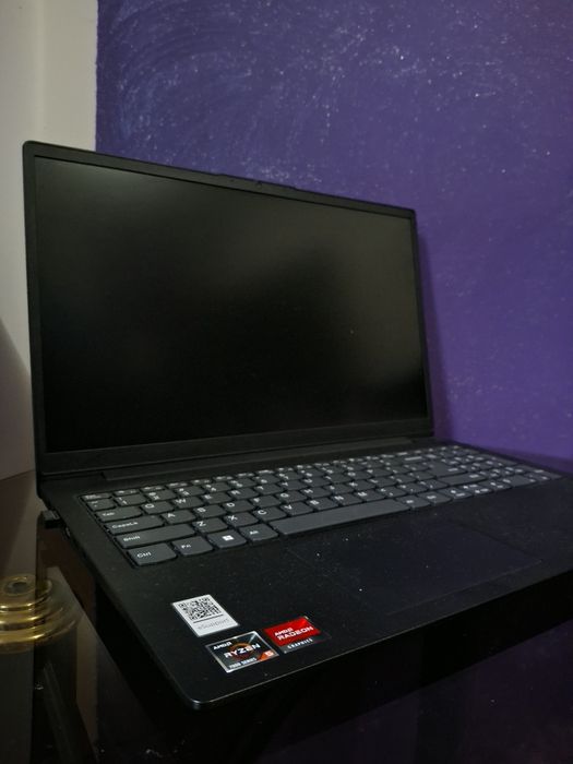 Lenovo V15 G4 Ryzen 5, 16GB RAM, SSD 512GB – Rapid, ca nou!