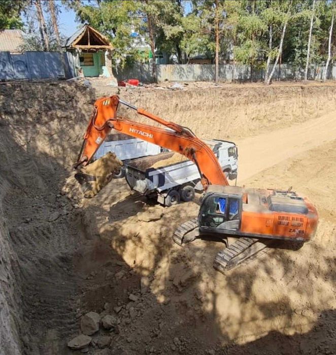 Гусеничный экскаватор HITACHI ZAXIS 400 LCH