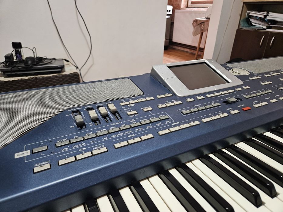 Vând Orgă Korg Pa 800 stare foarte bună, preț 3300 lei negociabil