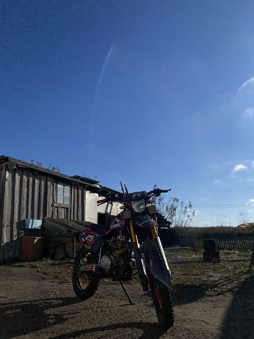 Продам мотоцикл 250куб