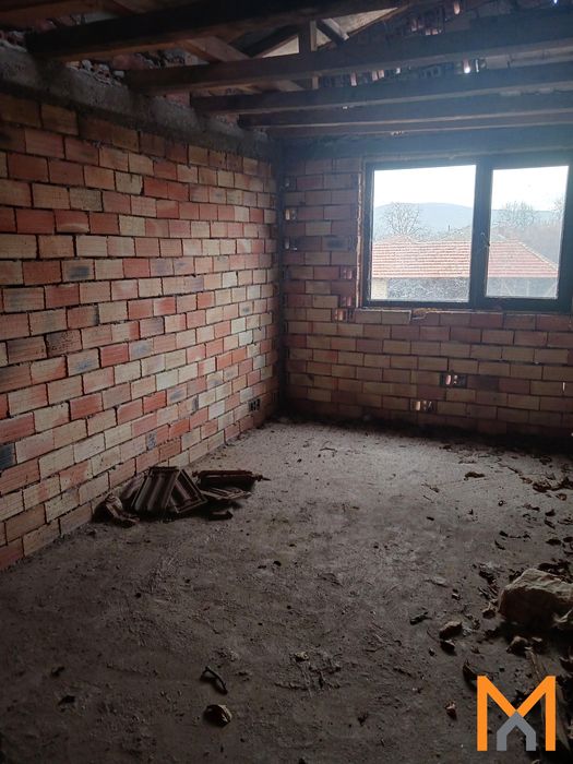 Продава се Къща в Севлиево - 320 кв.м за 196 €/кв.м - Снимка #5