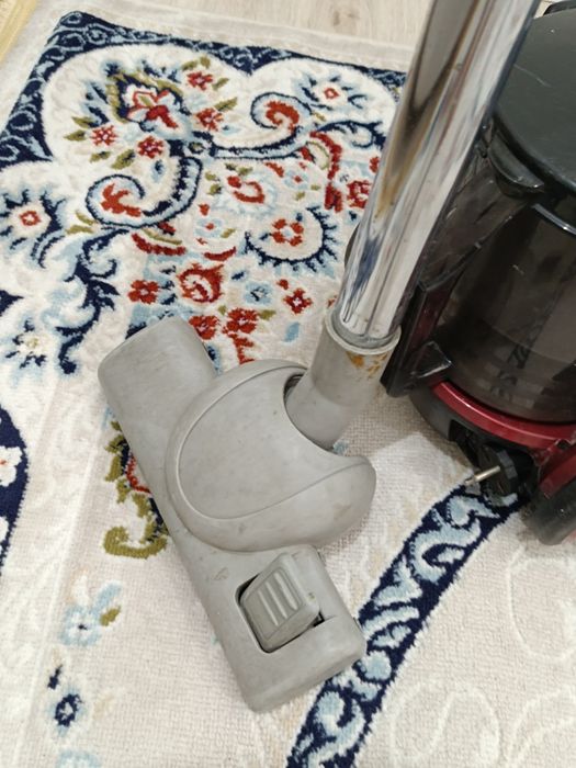 Продам пылесос от LG