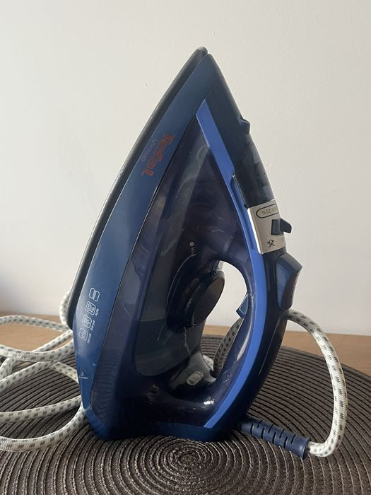 Fier de calcat Tefal