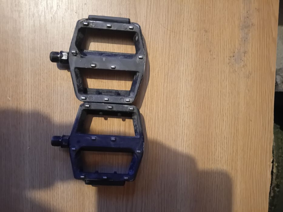 Pedale Bicicleta cu grip