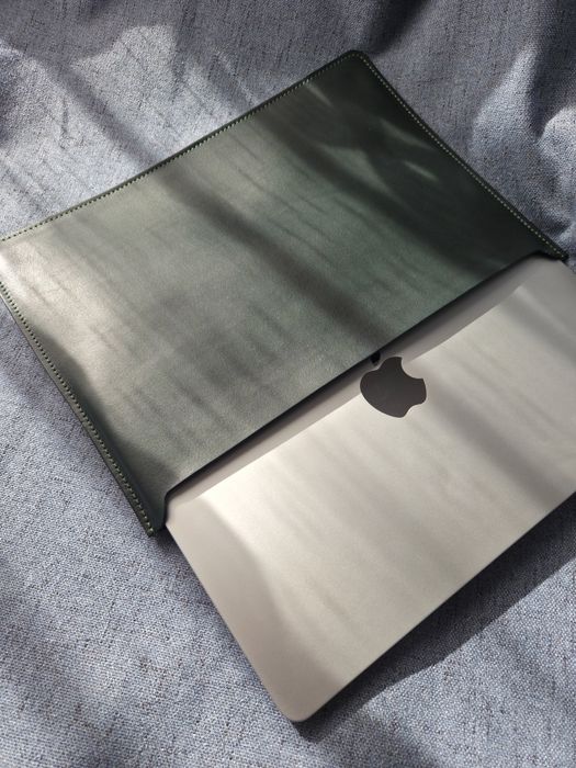 Macbook Air 13" husă din piele naturală