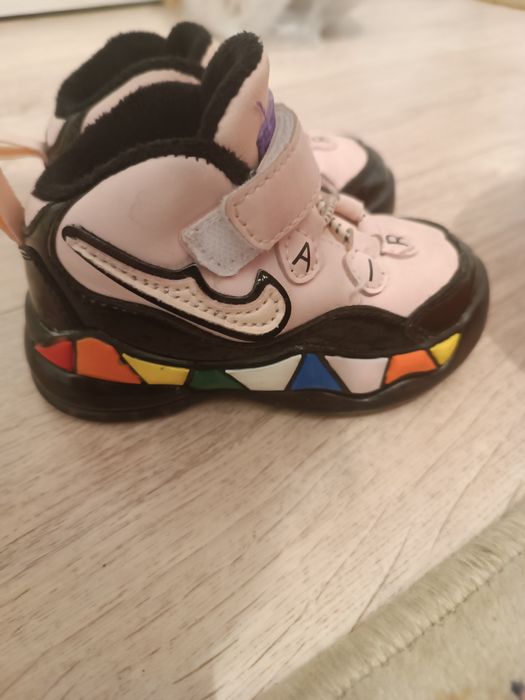 Ботиночки для девочек 22 рр