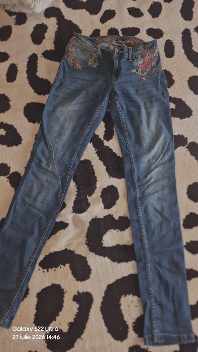 Blugi originali Desigual