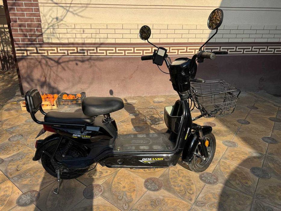 Электроскутер Demansh в хорошем состояние