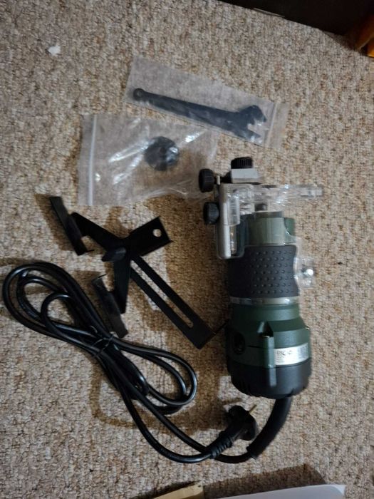 Mașină de frezat canturi (Freuză profesională pentru margini) Metabo, model FM 500-6