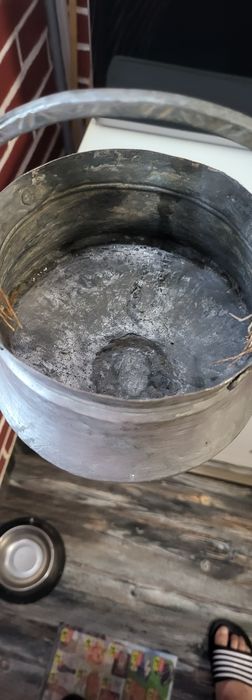 Стар кован бакър