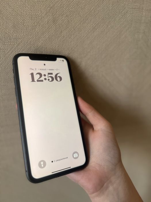 Продам  11 айфон